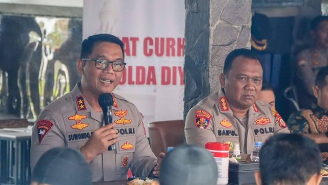 Kapolda DIY, Irjen Pol Nainggolan dalam acara Jumat Curhat. Foto: Dok. Polresta Yogyakarta