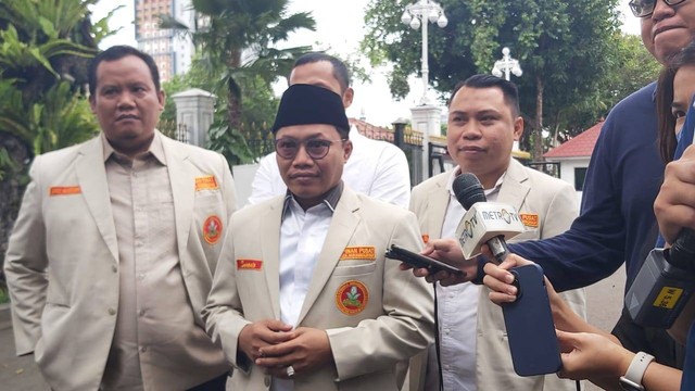 Ketua Umum PP Muhammadiyah Sunanto di Kompleks Istana Kepresidenan. Foto: Nadia Riso/kumparan