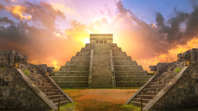Situs piramida kuno Suku Aztec. Foto: IR Stone/Shutterstock