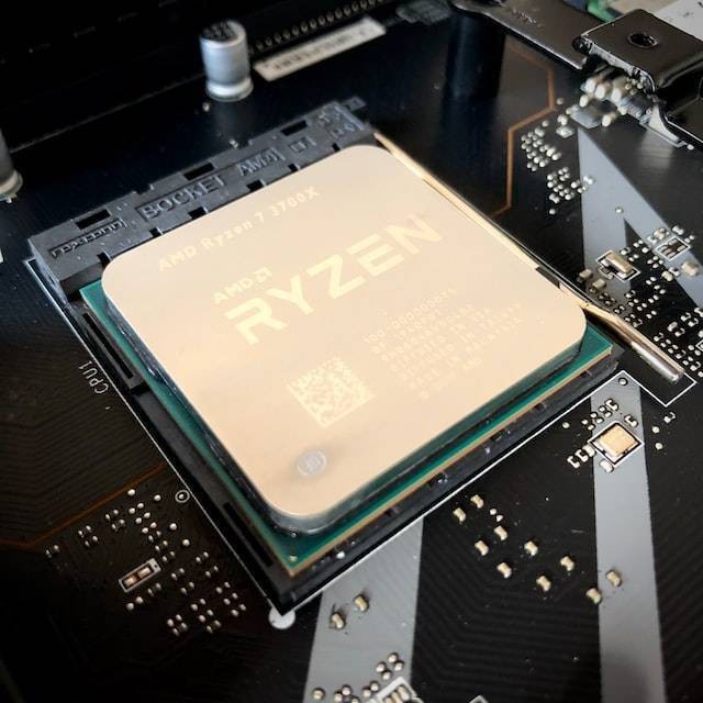 AMD Ryzen 5 setara dengan apa? Foto: Unsplash.com/Olivier Collet