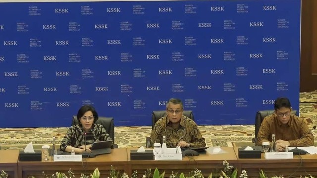 Konferensi pers KSSK di Gedung Kementerian Keuangan, Selasa (31/1/2023). Foto: Ave Airiza Gunanto/kumparan