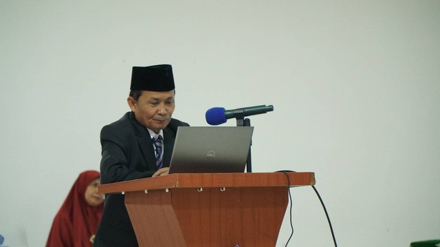 Mawardi Pewangi Raih Gelar Doktor Program Pascasarja Na Unismuh ...