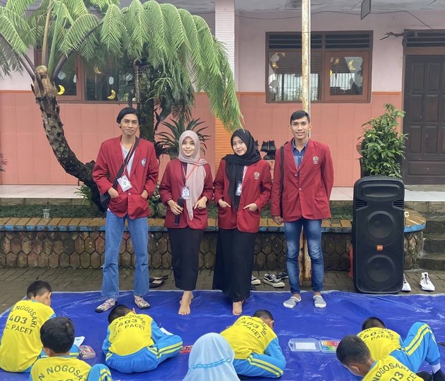 Foto Kegiatan Lomba Mewarnai di SDN Nogosari 403 Pacet Bersama Mahasiswa KKN-P Umsida Kelompok 40