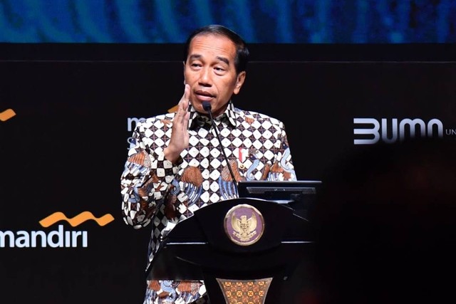 Presiden Jokowi menghadiri Mandiri Investment Forum di Fairmont Hotel, Jakarta, Rabu (1/2/2023).  Foto: Rusman/Biro Pers Sekretariat Presiden