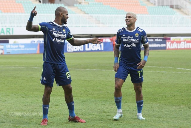 David Da Silva dan Ciro Alves saat membela Persib Bandung. Foto: Situs web resmi Liga Indonesia Baru