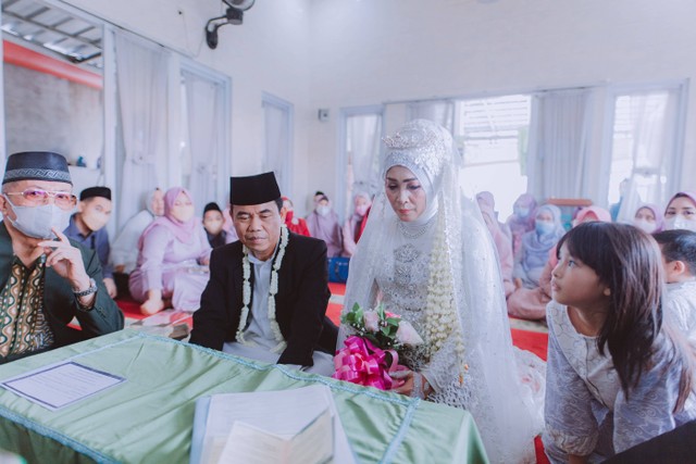 Hukum Akad Nikah di Masjid yang Perlu Diketahui Umat Muslim | kumparan.com