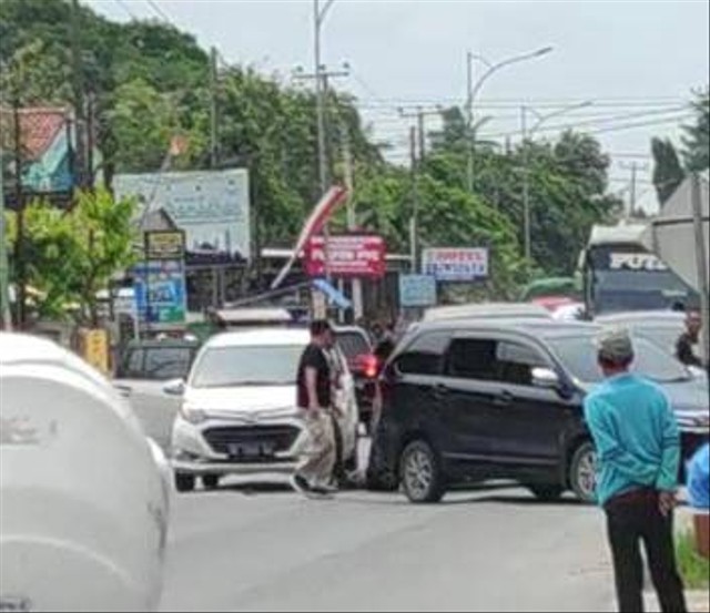 Detik-Detik Polisi Gagalkan Pengiriman 1 Kg Sabu di Lampung, Warga Sempat Rekam (1)