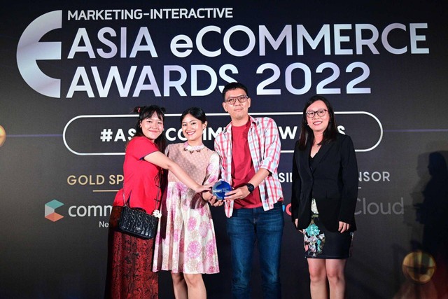 AiSensum Indonesia, agency yang bergerak di bidang pengembangan teknologi riset marketing memenangkan Silver Trophy untuk kategori "Best Use of Personalization" pada ajang Penghargaan Asia eCommerce Awards di Singapore, Jumat (3/2/2023). Foto: Dok. Istimewa