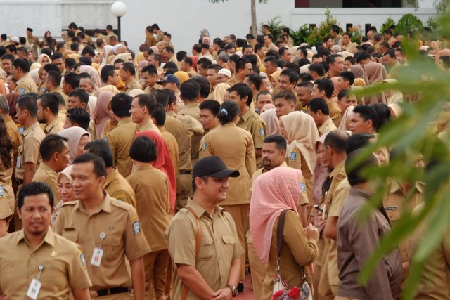 Ilustrasi ASN di lingkungan Pemerintah provinsi Kepri. Foto: Ismail/kepripedia.com