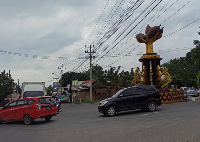 Tugu Coklat Pesawaran. | Foto: Sinta Yuliana/Lampung Geh