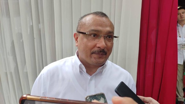 Ferdinand Hutahaean di Kantor DPP Partai Gerindra, Jakarta, Senin (6/2).  Foto: Zamachsyari/kumparan