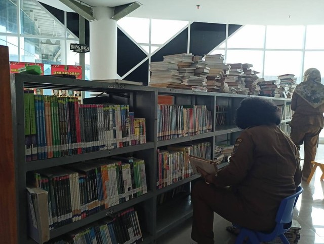 Ini Fasilitas Di Perpustakaan Modern Yang Bisa Dimanfaatkan Masyarakat ...