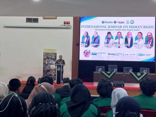 Rektor Uhamka Ungkap Pentingnya HAM Internasional dalam Seminar. Dokumentasi Uhamka