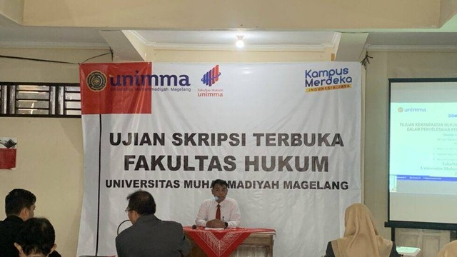 Doc Humas UNIMMA: Berlangsungnya Ujian Skripsi Terbuka