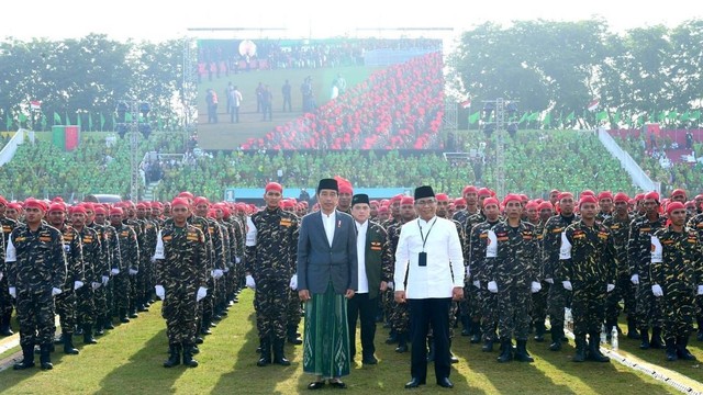 Presiden Joko Widodo menghadiri Puncak Resepsi Harlah 1 Abad NU di Stadion Gelora Delta Sidoarjo, Jawa Timur, Selasa (7/2/2023). Foto: Muchlis Jr/Biro Pers Sekretariat Presiden