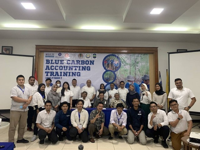 Lulusan BCAT PKSPL IPB University Jadi Penilai Blue Carbon