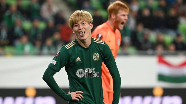 Penyerang Jepang Celtic Kyogo Furuhashi saat melawan Ferencvaros di Budapest, Hongaria, pada 4 November 2021. Foto: Attila Kisbenedek/AFP