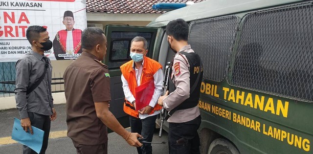 Eks Rektor Unri hingga Dosen Unsri Dihadirkan KPK di Sidang Suap Rektor Unila (1)