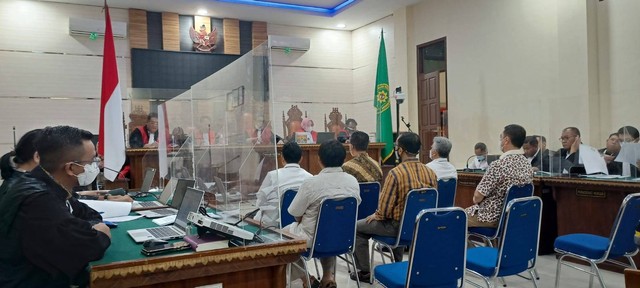 Eks Rektor Unri hingga Dosen Unsri Dihadirkan KPK di Sidang Suap Rektor Unila (2)