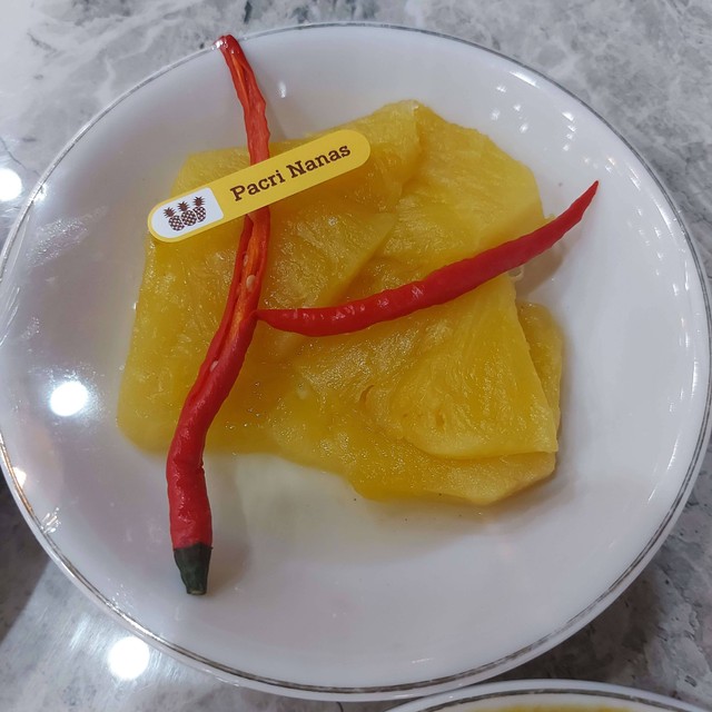 Menu pacri nanas di Kanabu, restoran masakan Aceh di Bendungan Hilir, Jakarta (9/2/23). Foto: Azalia Amadea/kumparan