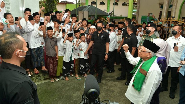 Wakil Presiden Ma'ruf Amin di Ponpes Qamarul Huda, Lombok. Foto: Setwapres