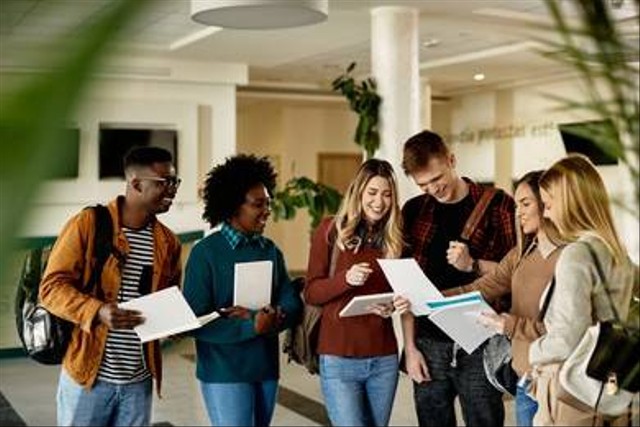 Ilustrasi Mahasiswa Aktif. Foto: Shutterstock