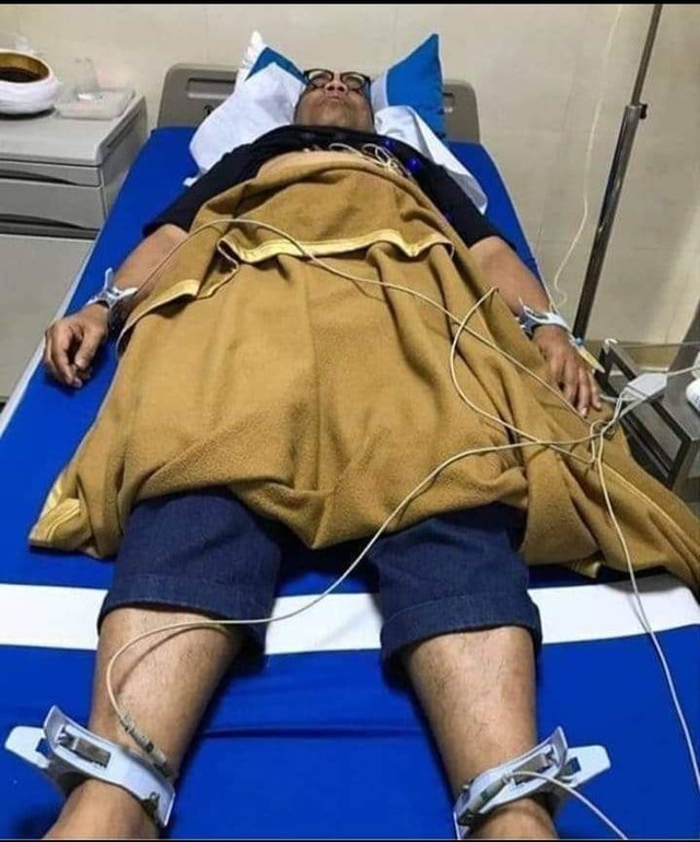 Foto Ali Mochtar Ngabalin terbaring sakit. Menurutnya, itu peristiwa beberapa tahun lalu. Foto: Dok. Istimewa