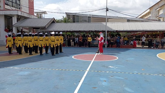 Lomba Pasukan Pengibar Bendera Pusaka (Paskibraka) di SMA 17 Agustus 1945 (SMATAG) Surabaya.