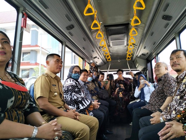 Keterisian Bus Sekolah Di Gunungkidul Lebih Dari 100 Persen | Kumparan.com