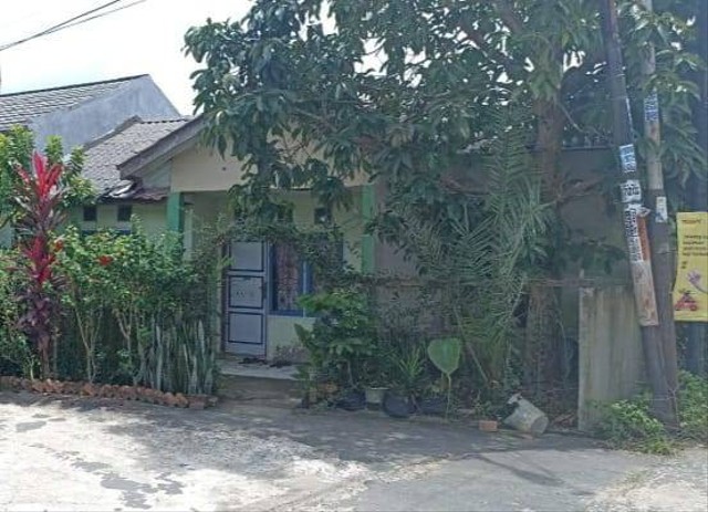 Geledah Rumah Terduga Teroris Di Palembang, Densus 88 Sita Busur Panah ...