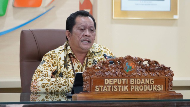 Deputi Bidang Statistik Produksi BPS M Habibullah dalam konferensi pers di Gedung BPS, Rabu (16/2/2023). Foto: Dok. BPS