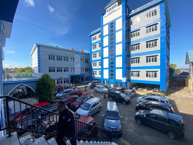 Kampus UIAD Sinjai, Jalan Sultan Hasanuddin No 20.