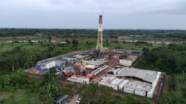 Area pengeboran Pertamina EP (PEP) Adera Field di Muara Enim di Sumatera Selatan. Foto: SKK Migas