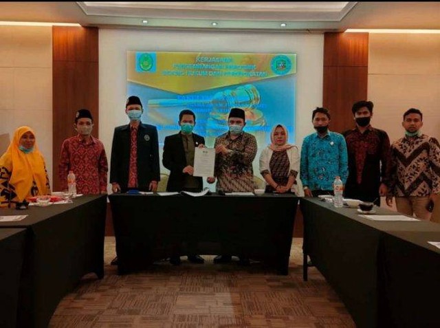Dokumentasi DPC APSI Kediri - Fakultas Syariah Universitas Islam Tribakti (UIT) Lirboyo Kediri Adakan Kerjasama dengan Asosiasi Pengacara Syariah Indonesia (APSI)