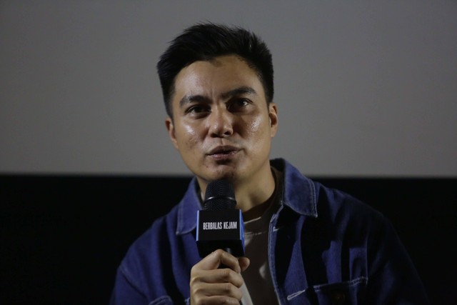 Baim Wong saat hadir di screning film Berbalas Dendam di Plaza Indonesia, Jakarta, Rabu, (15/2/2023). Foto: Agus Apriyanto
