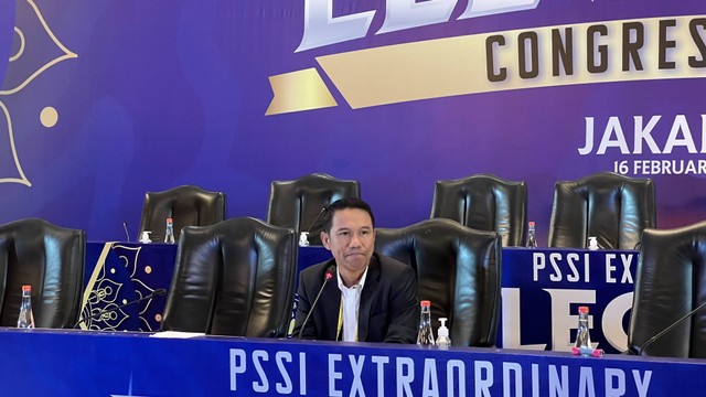 Yunus Nusi di Kongres Luar Biasa PSSI 2023, Kamis (16/2). Foto: Soni Insan Bagus/kumparan