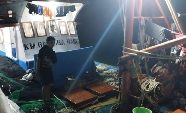 Salah satu kapal yang diamankan anggota Ditpolairud Polda Malut. Foto: Istimewa