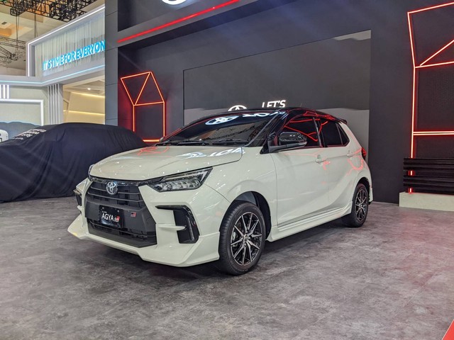 Toyota Agya GR Sport di International Indonesia Motor Show (IIMS) 2023. Foto: Sena Pratama/kumparan