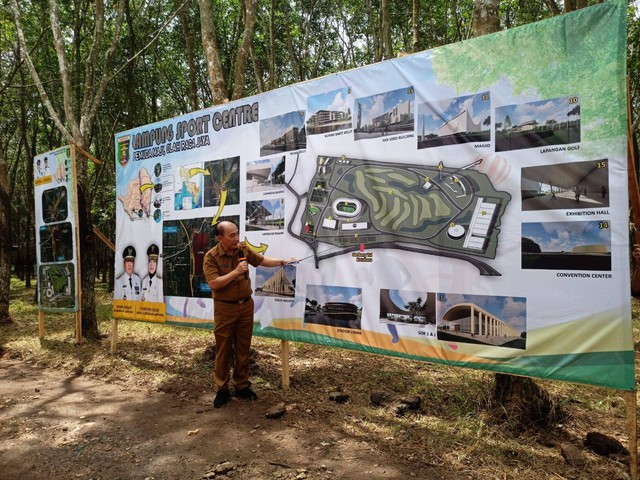 Pemerintah Provinsi Lampung mulai menyiapkan lahan di dekat exit tol Kota Baru yang akan dibangun menjadi sport center. | Foto: Galih Prihantoro/ Lampung Geh