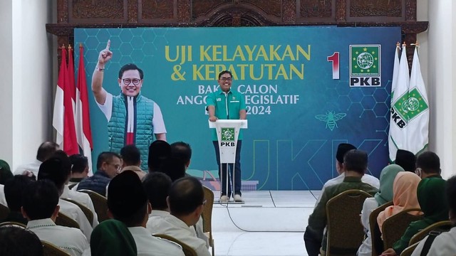 Waketum PKB Jazilul Fawaid dalam acara Uji Kelayakan dan Kepatutan Bakal Calon Anggota Legislatif DPR RI PKB di Kantor DPP PKB, Jakarta, Selasa (21/2/2023). Foto: Zamachsyari/kumparan