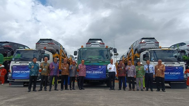 Toyota Indonesia Ekspor Mobil Elektrifikasi, Targetkan 8.000 Unit Di ...