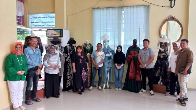 Sembilan desainer Lampung Akan meriahkan Indonesia Fashion Week 2023. | Foto: Sinta Yuliana/Lampung Geh