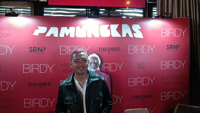 Pamungkas dalam konferensi pers Birdy Asia Tour, di Miss Mendes, Kuningan, Jakarta, Selasa (21/2/2023). Foto: Giovanni/kumparan