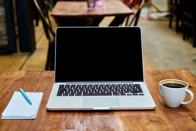 Ilustrasi Cafe untuk WFC di Padang. Foto: Pixabay/Engin_Akyurt.