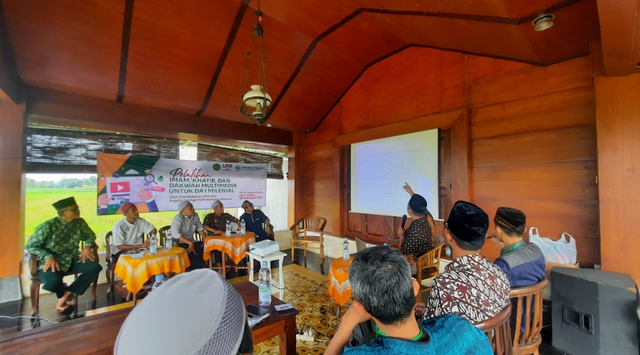 Jadikan Medsos Sebagai Media Dakwah, Dosen UMY Berikan Pelatihan Da'i Milenial