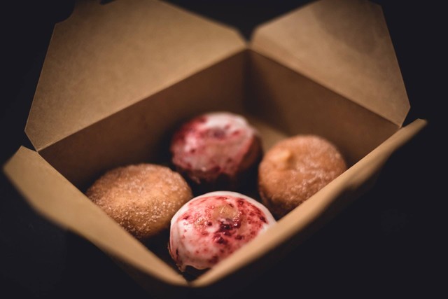Ilustrasi Makanan Kekinian Dessert Box. Foto: Unsplash.com/LindaSöndergaard