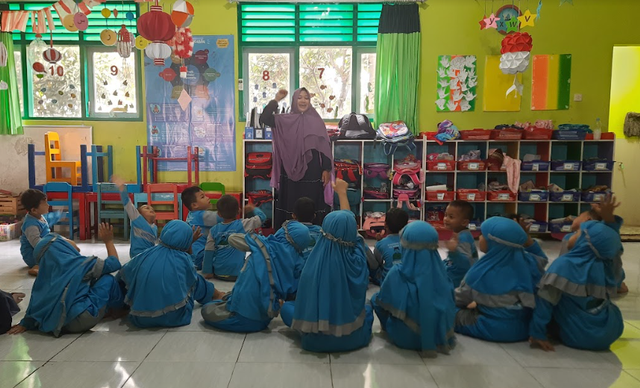 Dosen UMY Dampingi Orang Tua Tingkatkan Pola Asuh Anak