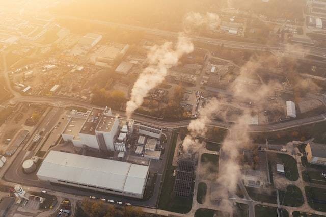 Ilustrasi Sebutkan Dampak Apabila Kadar Gas Rumah Kaca di Atmosfer Bumi Semakin Meningkat, Foto Unsplash Marcin Jozwiak - 1