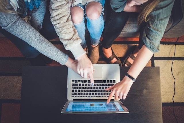 Kunci jawaban tema 6 kelas 3 halaman 122-123. Sumber: unsplash.com.