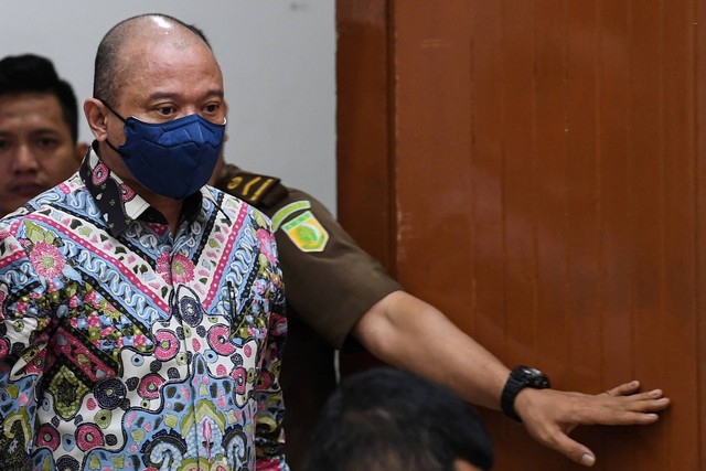 Terdakwa kasus peredaran narkotika Irjen Pol Teddy Minahasa tiba untuk menjalani sidang lanjutan di Pengadilan Negeri Jakarta Barat, Jakarta, Kamis (23/2/2023). Foto: Sigid Kurniawan/ANTARA FOTO
